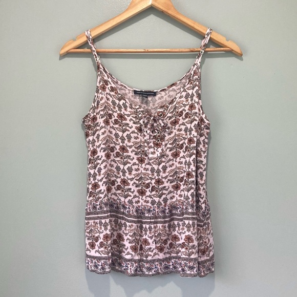 American Eagle Peplum Floral Lace-Up Collar Tank - Picture 2 of 5